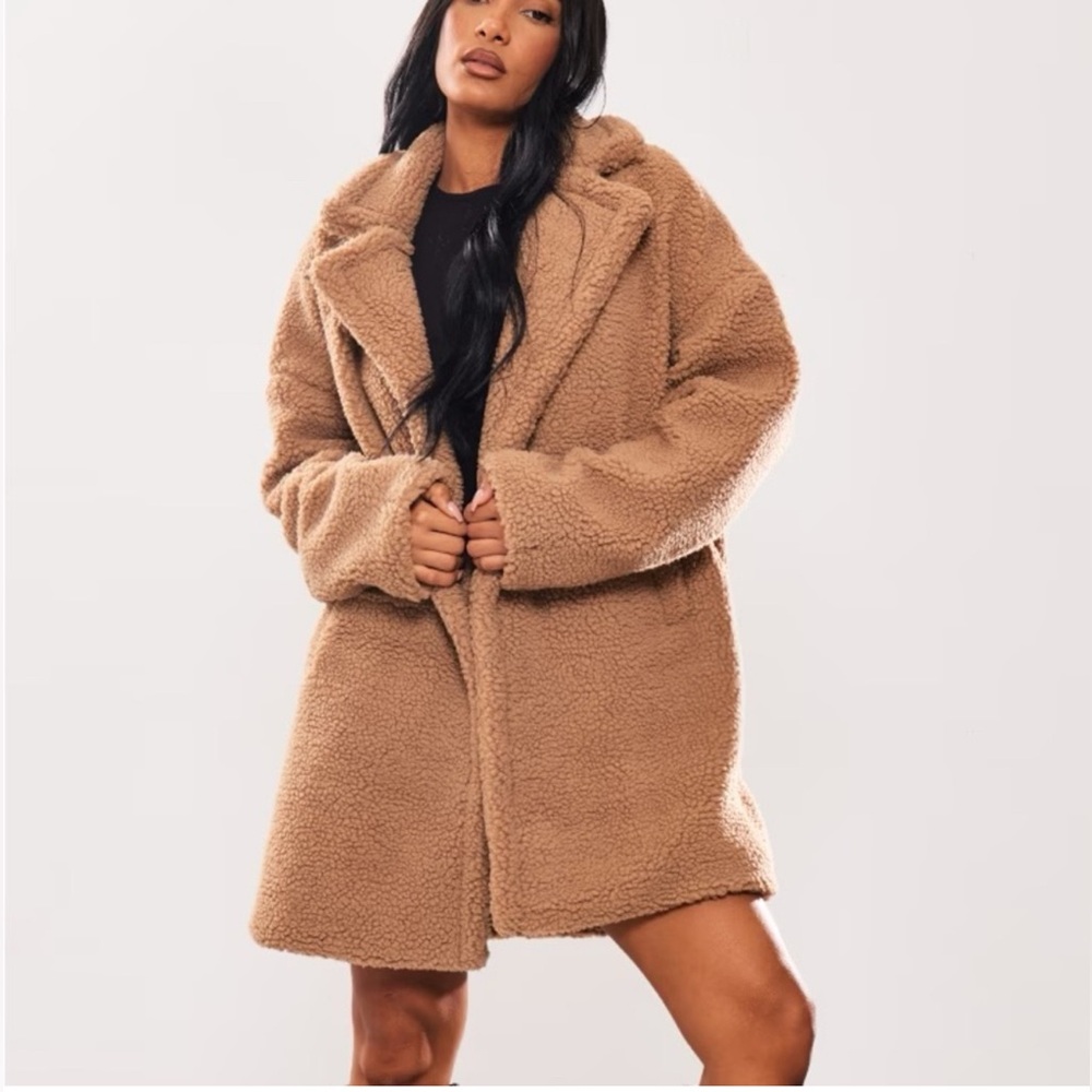 PrettyLittleThing CREAM BORG LAPEL DROP ARM MIDI COAT
